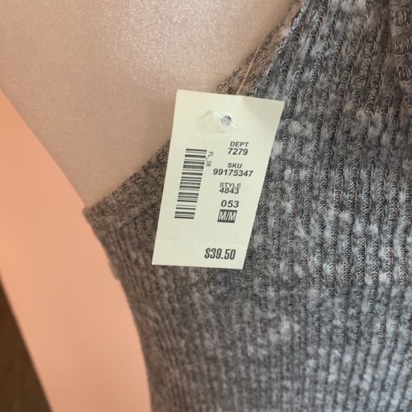 NWT - women’s sleepwear. - Picture 5 of 6